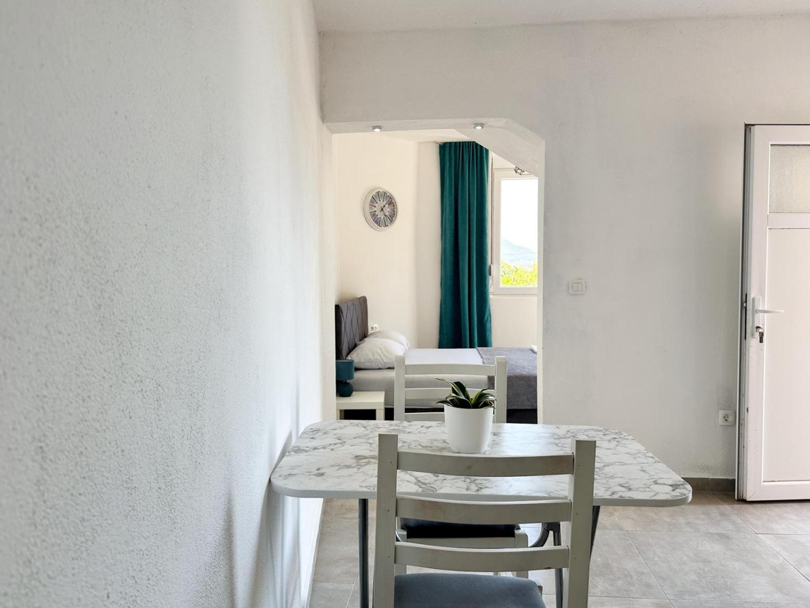 Jasmin Apartmani 巴尔 外观 照片