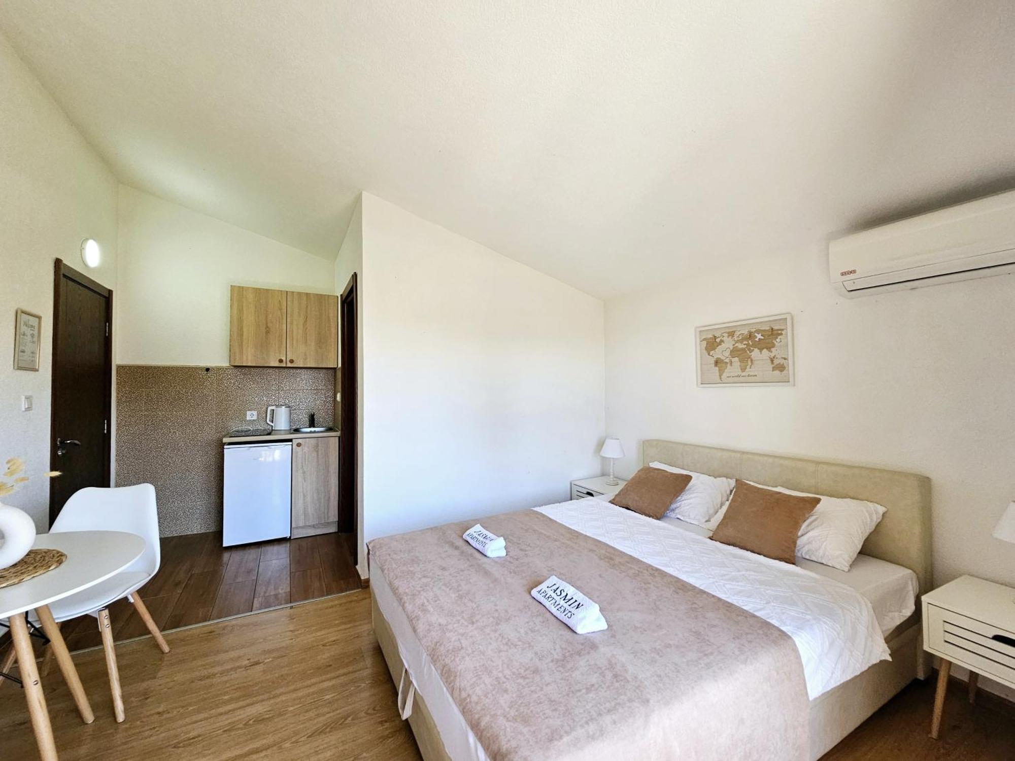 Jasmin Apartmani 巴尔 外观 照片